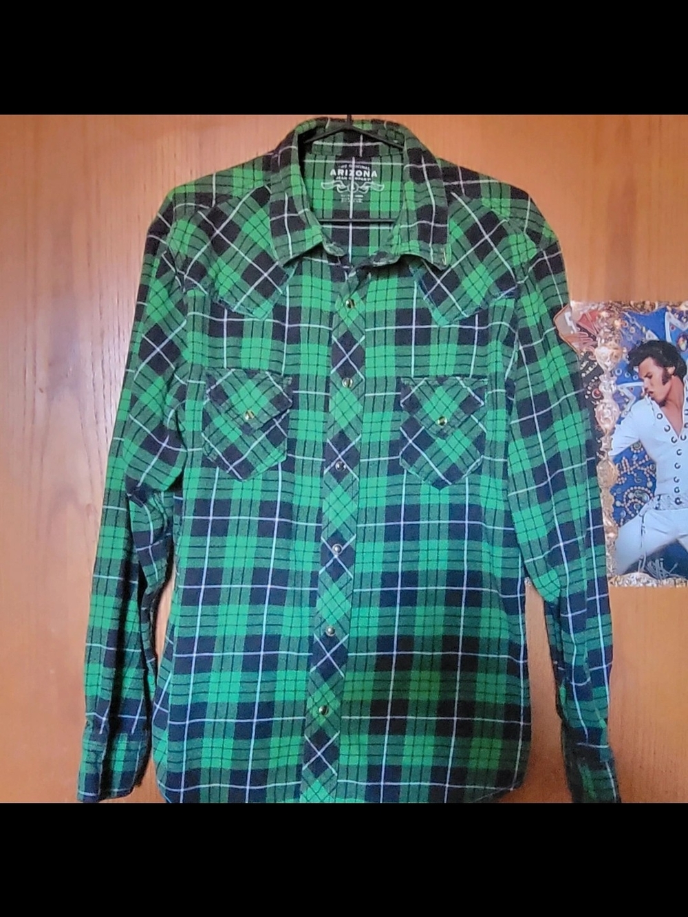 Arizona Jean Company Green Plaid Button-Up Shirt - Men's